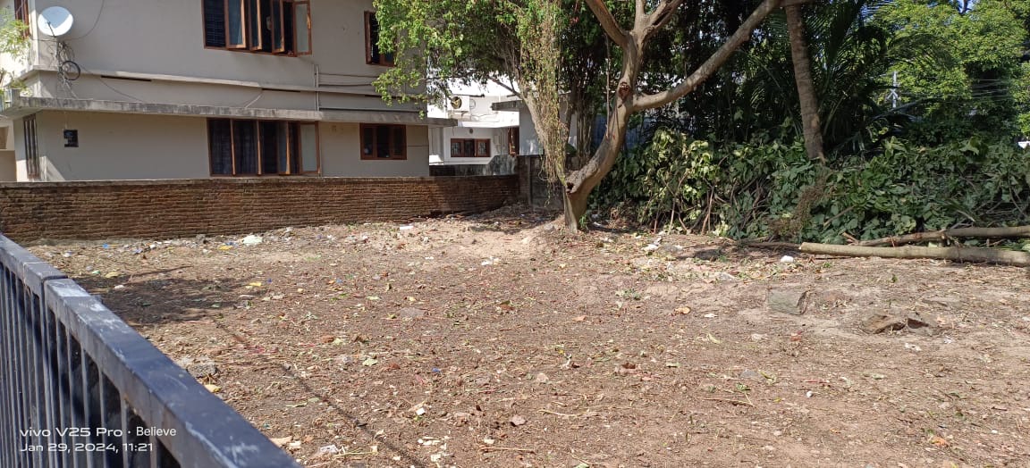 Residential land for sale kaloor