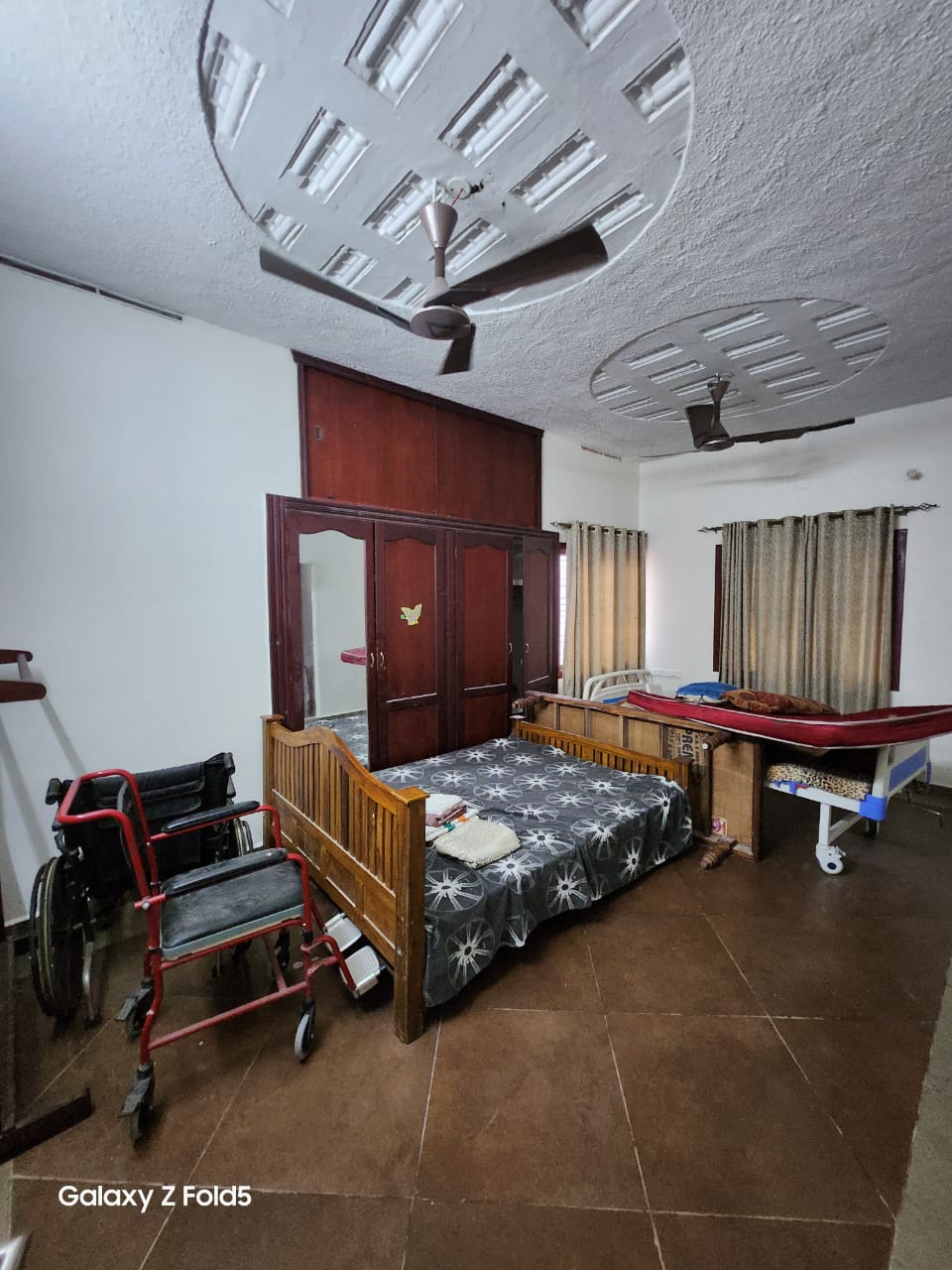 Land with House for sale Elamakkara