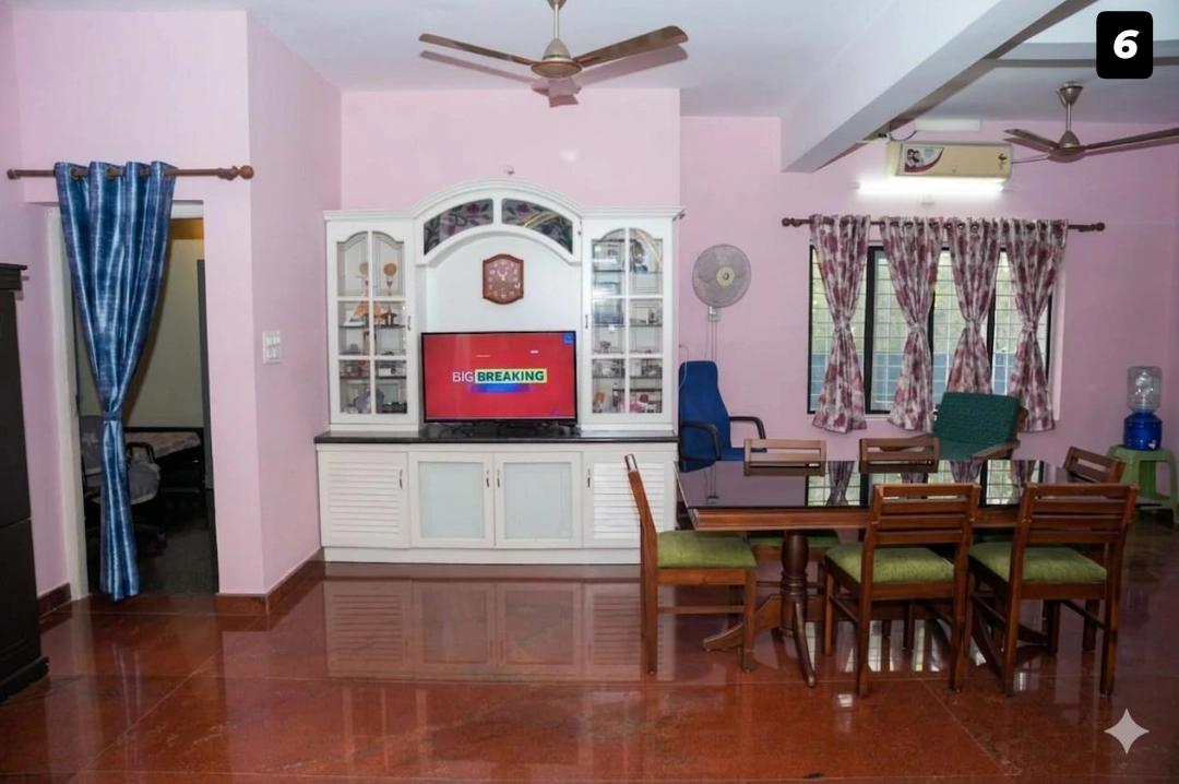 Land with house for sale chembumukku