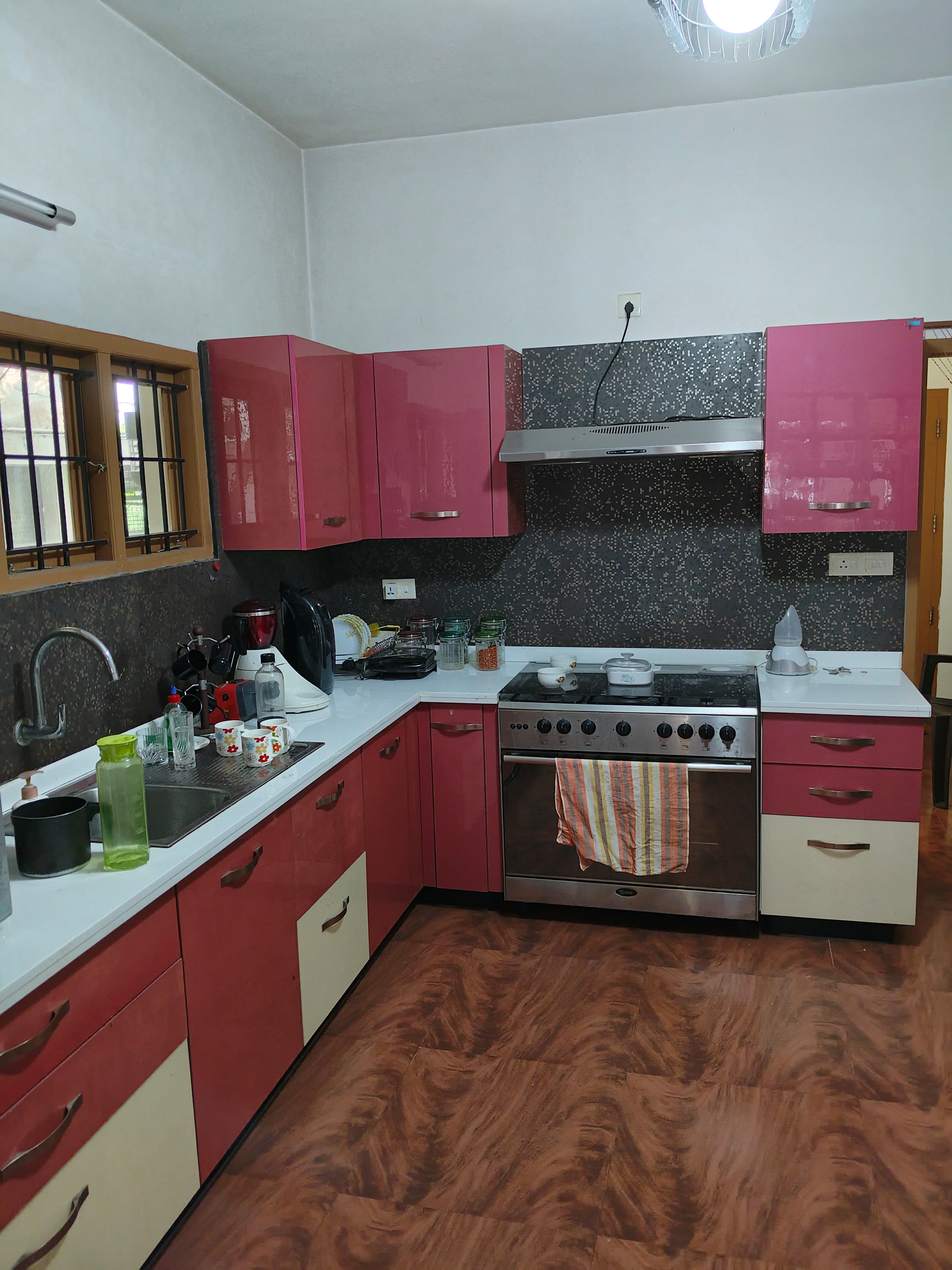 Land with House for sale palarivattom
