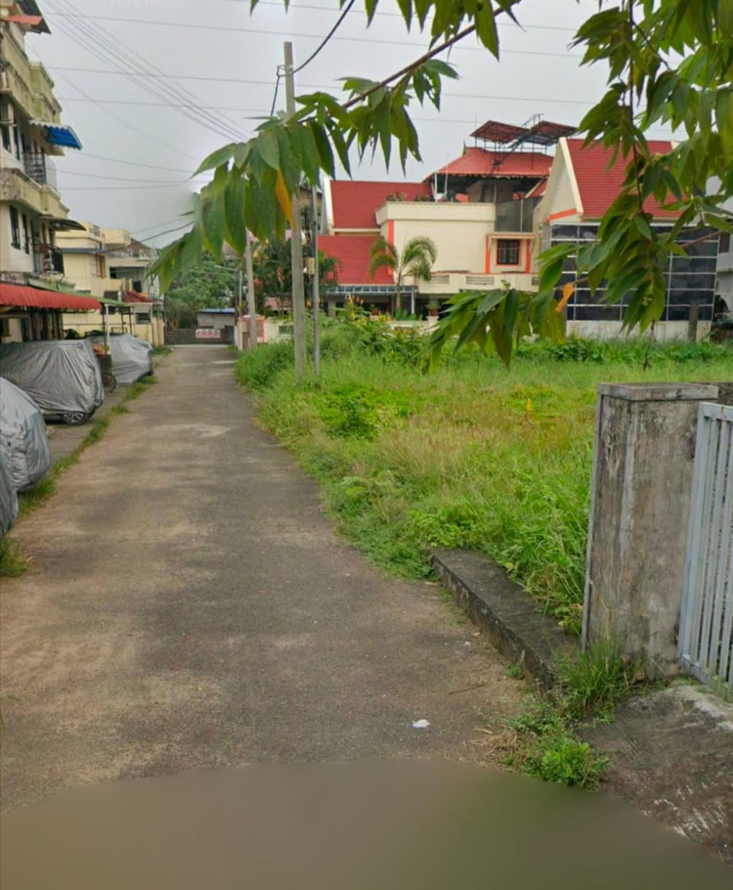 Land sale for ponekkara
