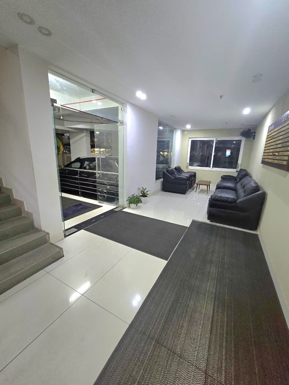 Fully furnished flat for sale palarivattom
