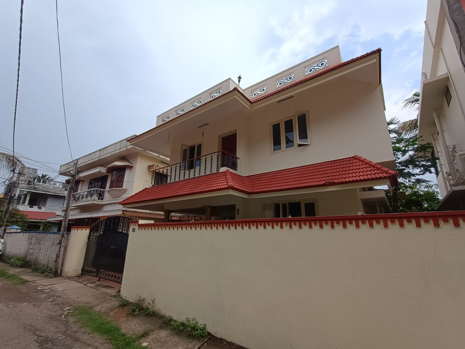 House for sale vennala