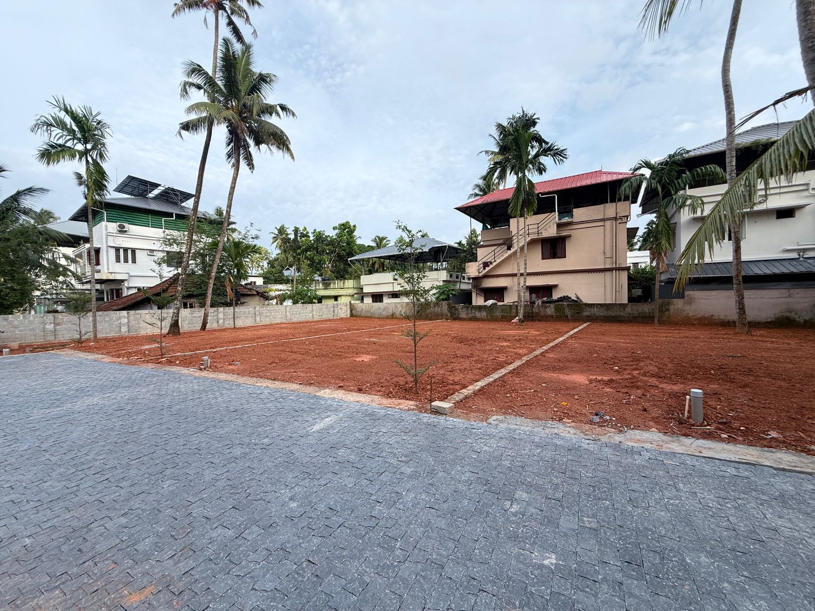 Land for sale maradu
