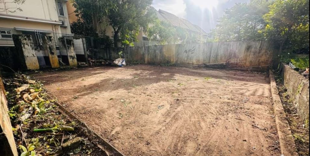 Residential land for sale vennala near V guard office
