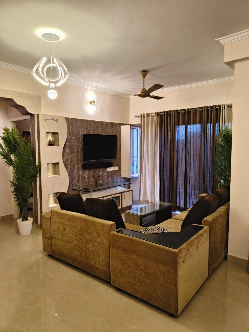 Flat for sale stadium metro station near