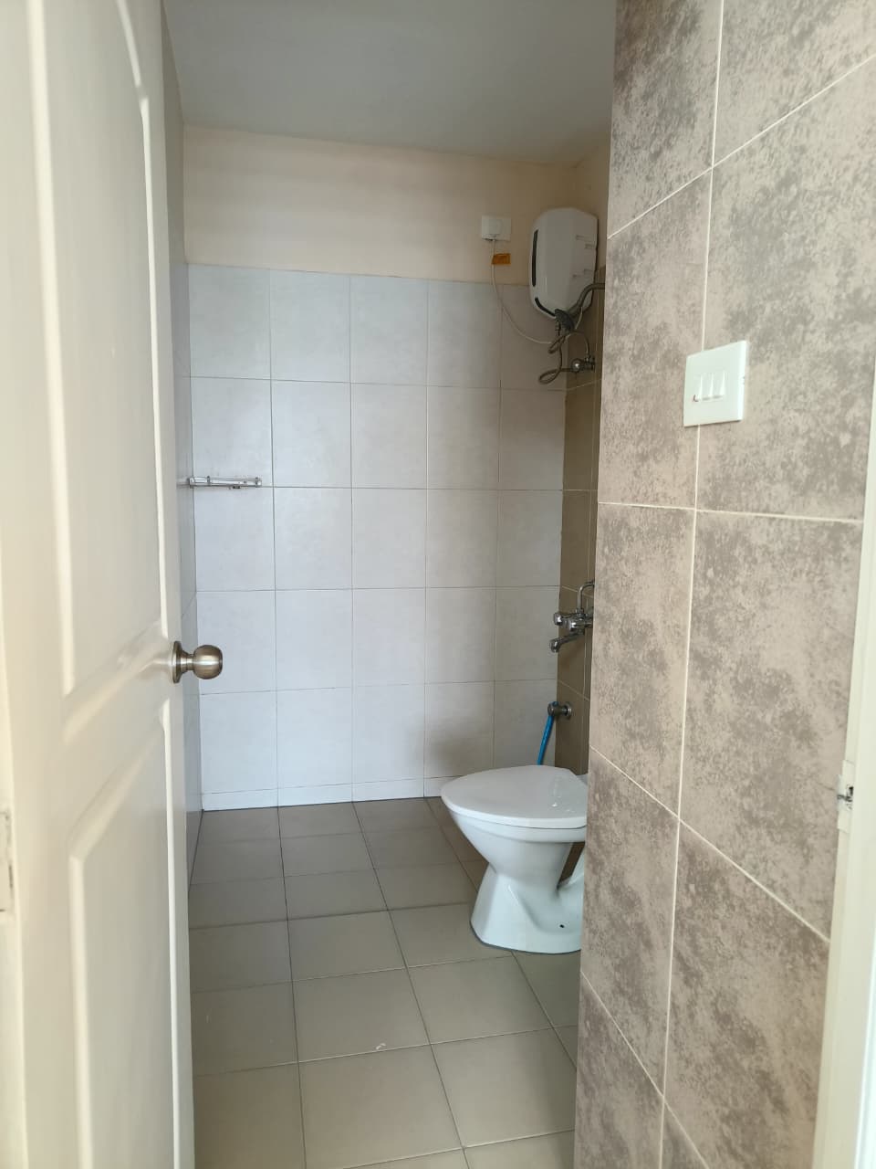 Flat for sale stadium metro station near