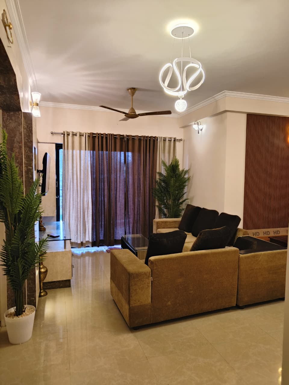 Flat for sale stadium metro station near