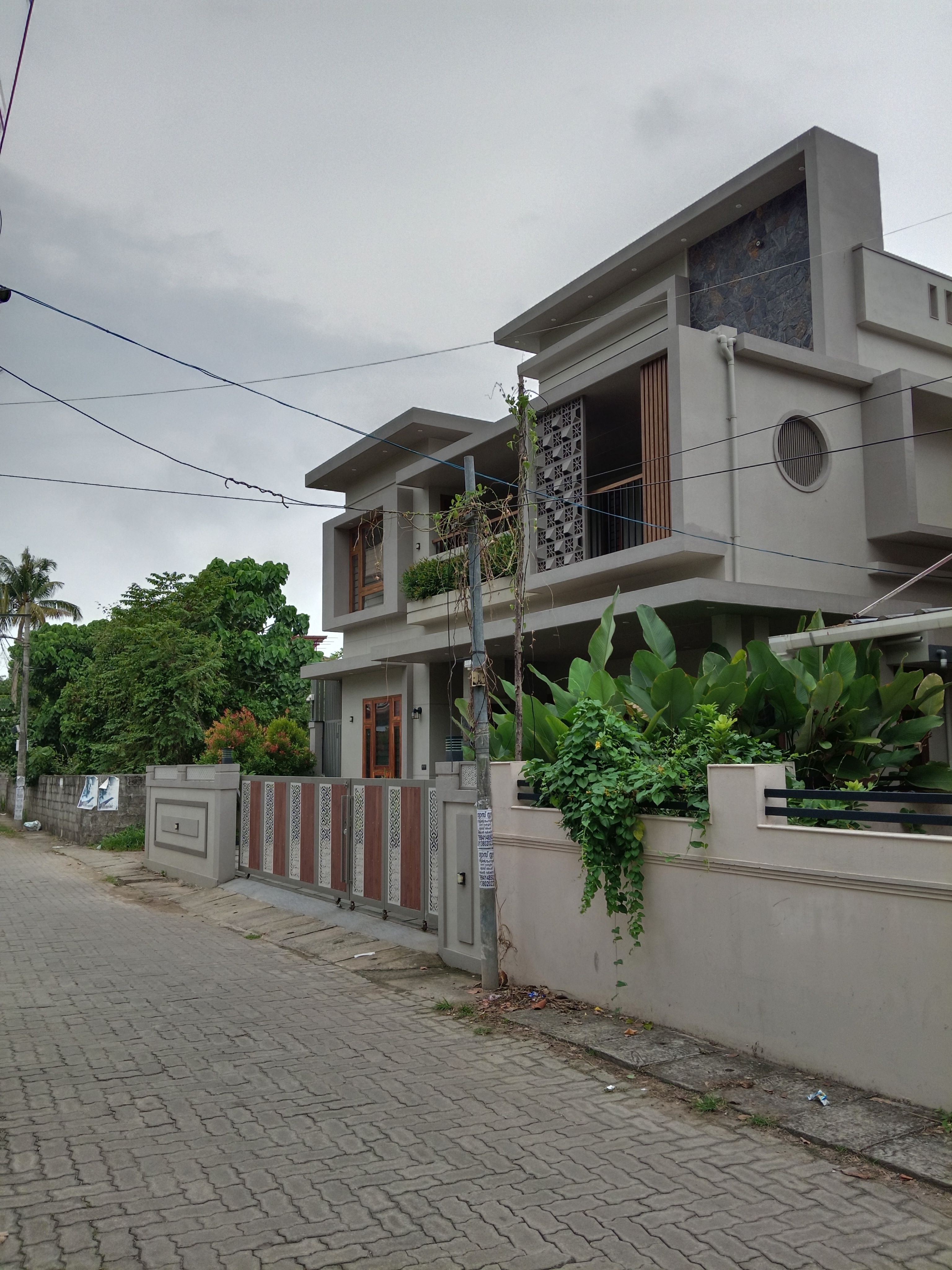 5.5 cent 4bhk premium new house for sale Edappally
