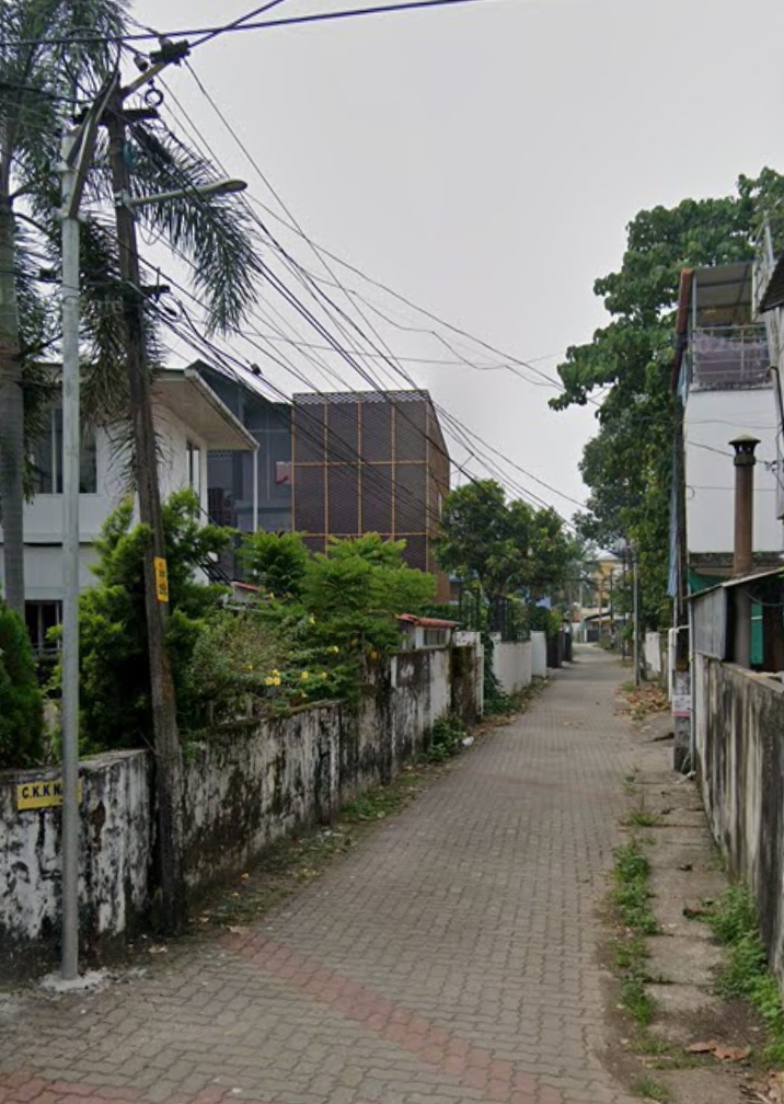 Land for sale kaloor stadium