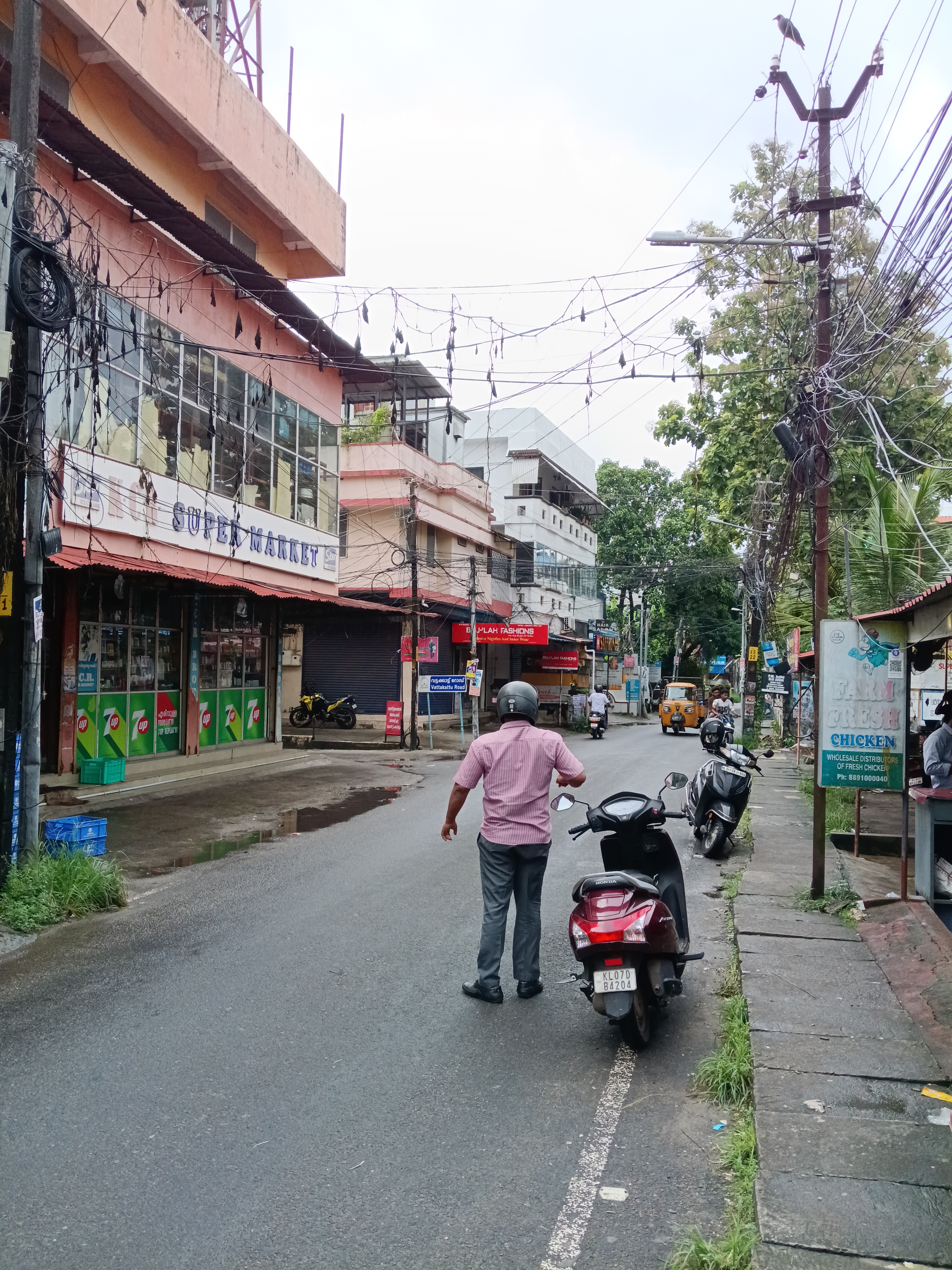 Commercial building for sale kaloor