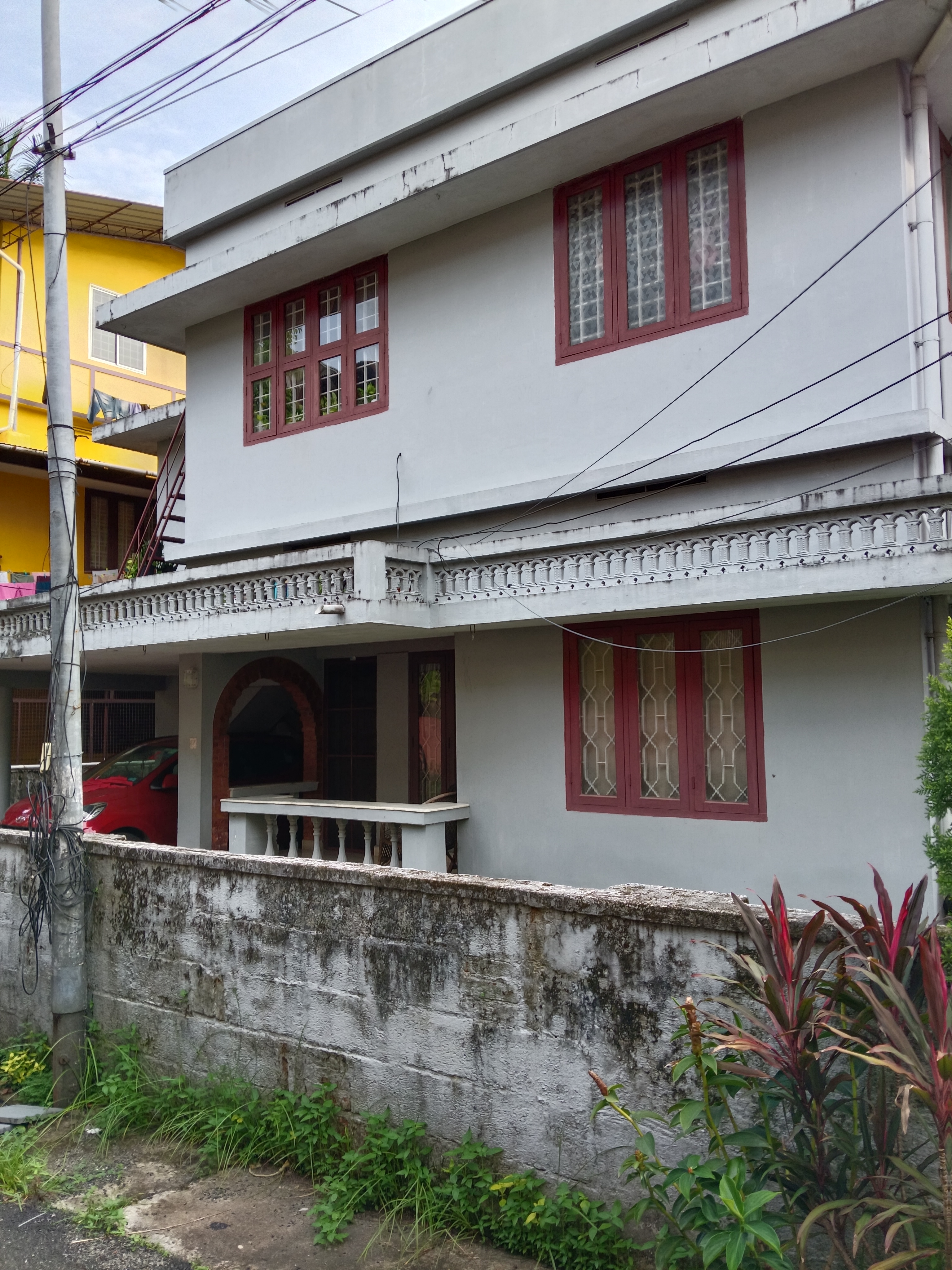 Land with old house for sale Edappally