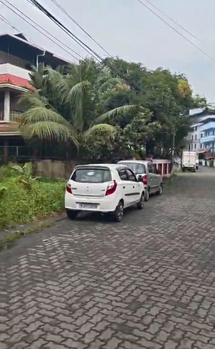 Commercial land for sale Ernakulam south