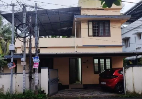 Land with old house Edappally