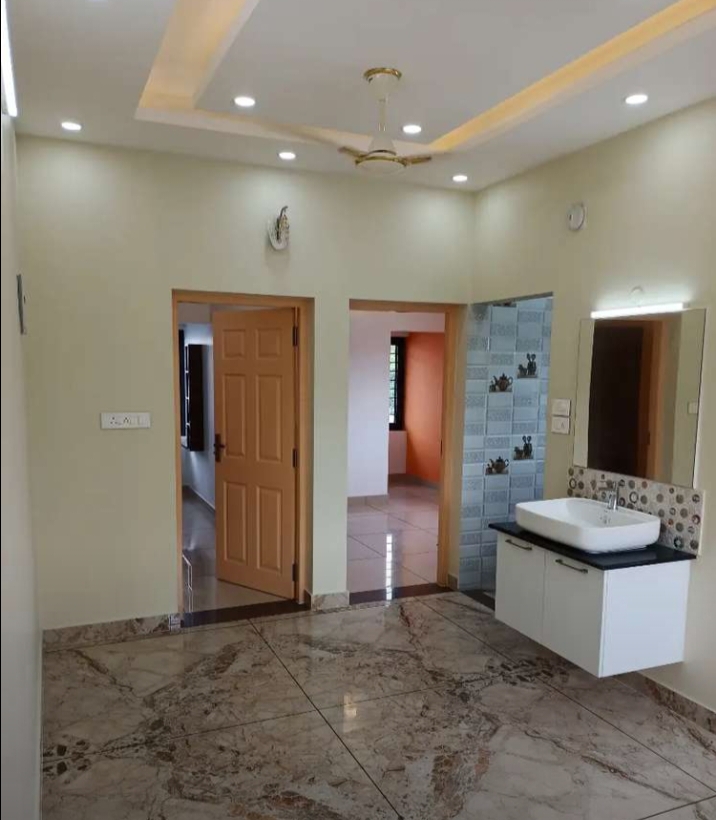 Apartment complex for sale kaloor