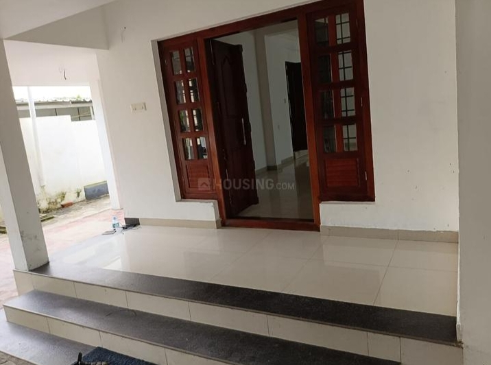 Land with house for sale at Elamakkara