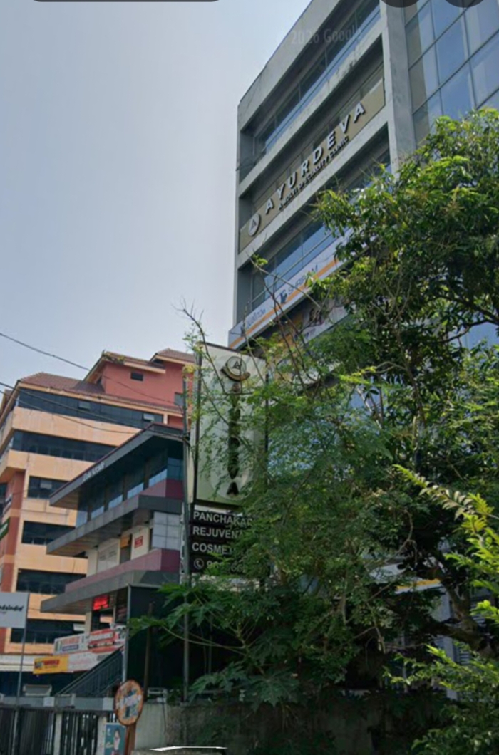 Commercial building Eranakulam Ravipurm