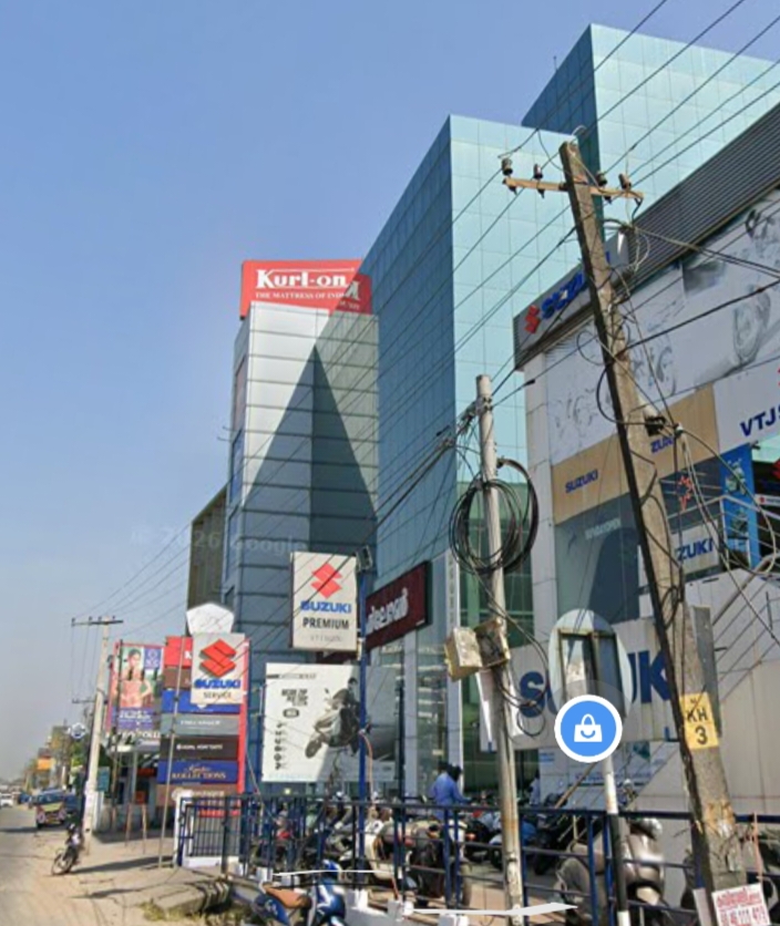 Commercial land for sale kundannoor junction Bypass Frontage