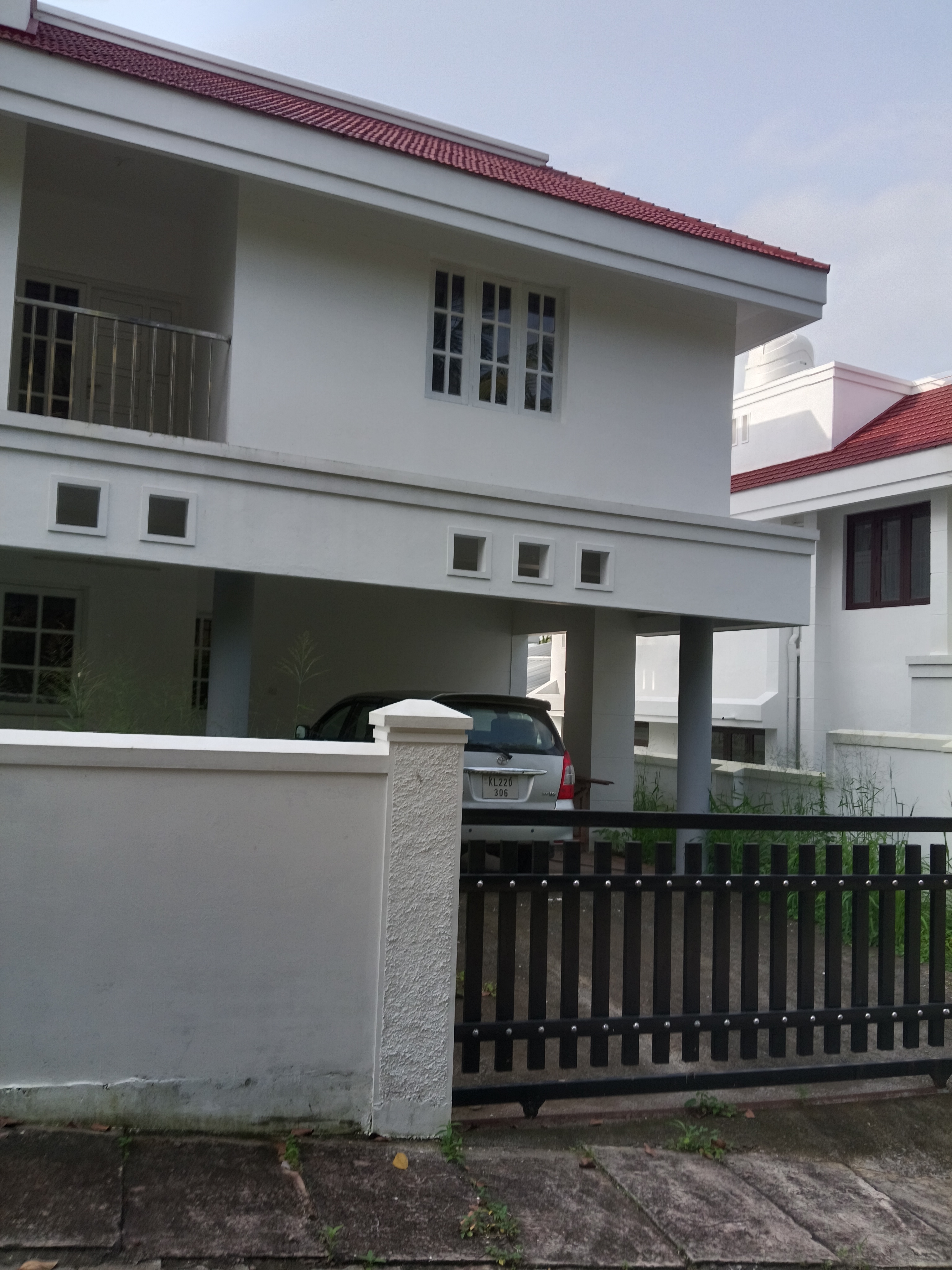Villa for sale kalamassery