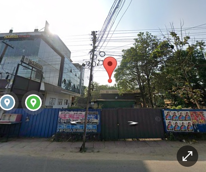10 cents Commercial plot Vytilla ponnurunni